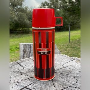 Vintage 1971 King Seeley Thermos 2210